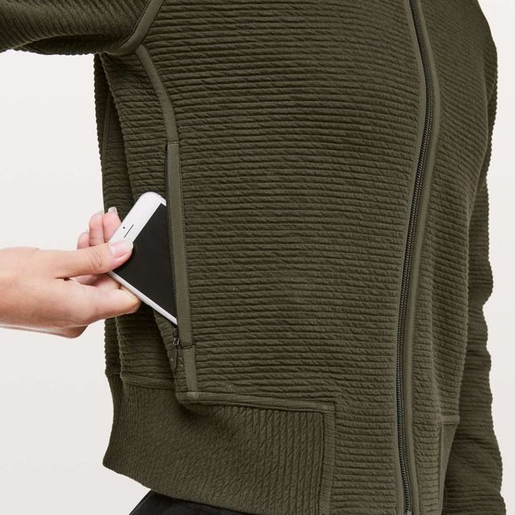 Lululemon On Repeat Bomber (Size 4 Dark Olive) - Picture 3 of 6